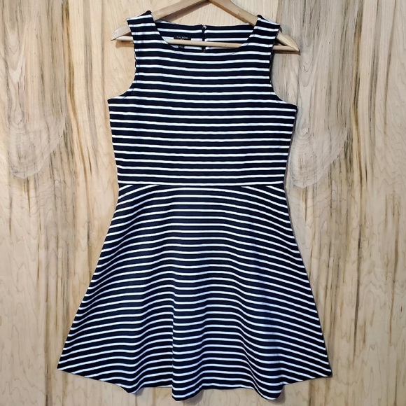 Talbots Dresses & Skirts - Talbots Navy Blue and White Stripe Sleeveless Dress Size Medium
